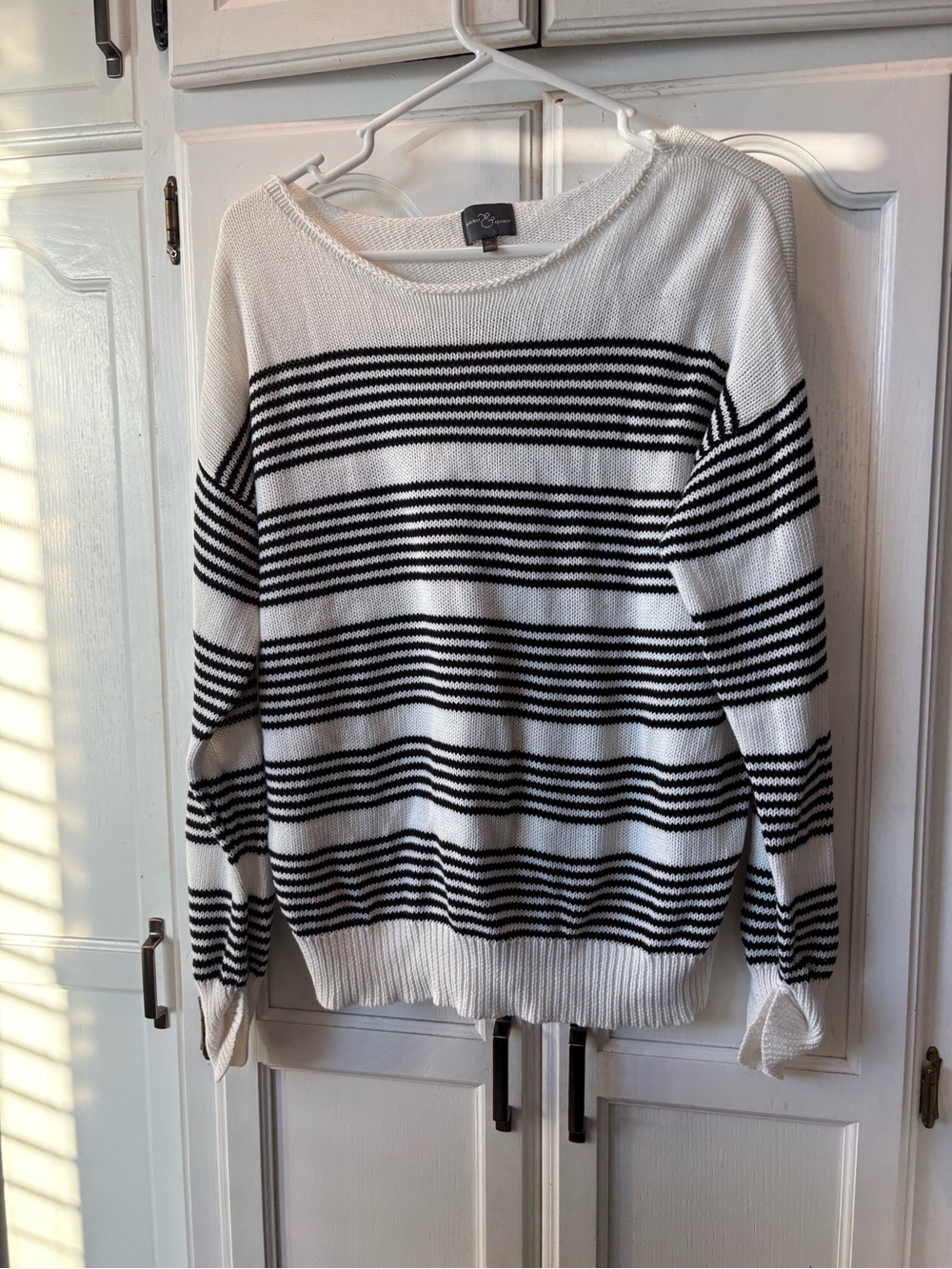 Market & Spruce White and Black Striped Scoop Neck Sweater